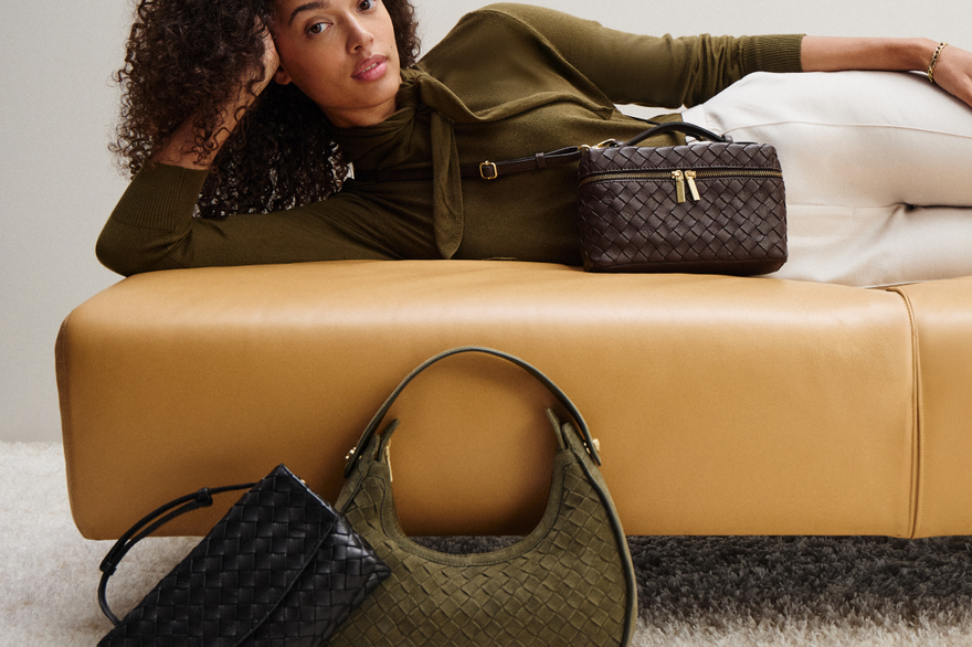 30% OFF* LEATHER & GUESS